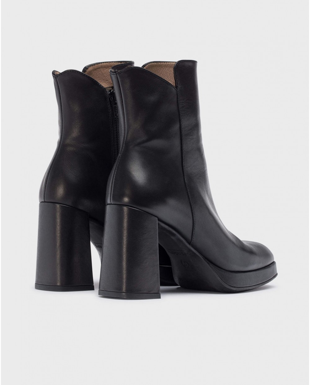 Wonders-Ankle Boots-Black SANTO ankle boot