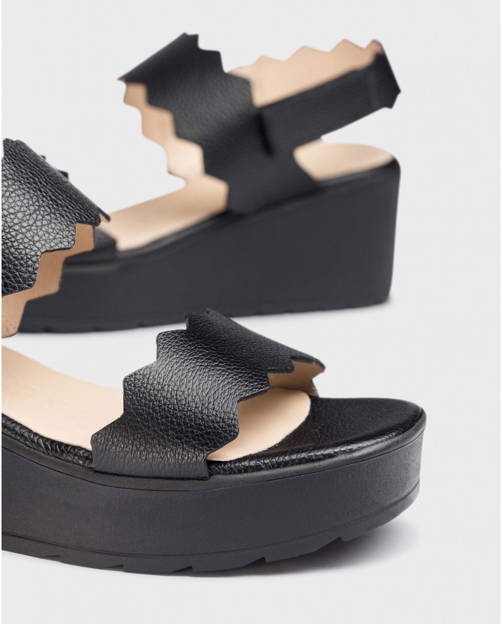 Wonders-Women shoes-Black PÚRPURA Sandals
