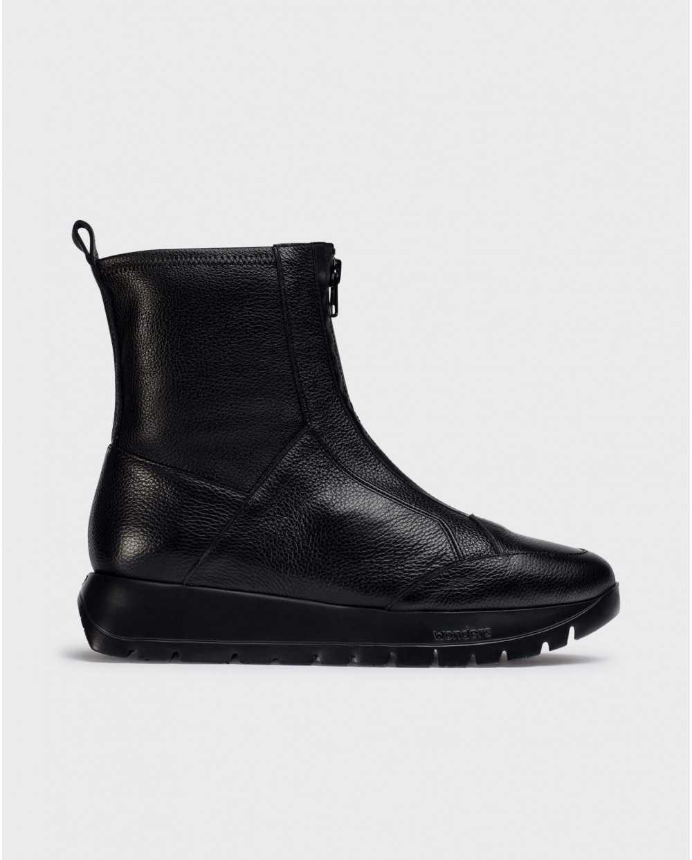 Wonders-Sneakers-\nWALK Black Ankle Boot