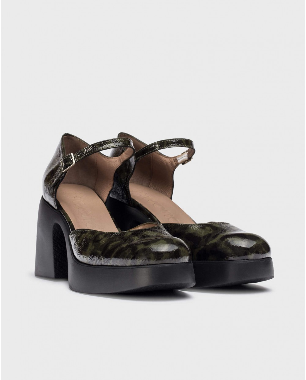 Wonders-Platforms-Green LALA Mary Janes