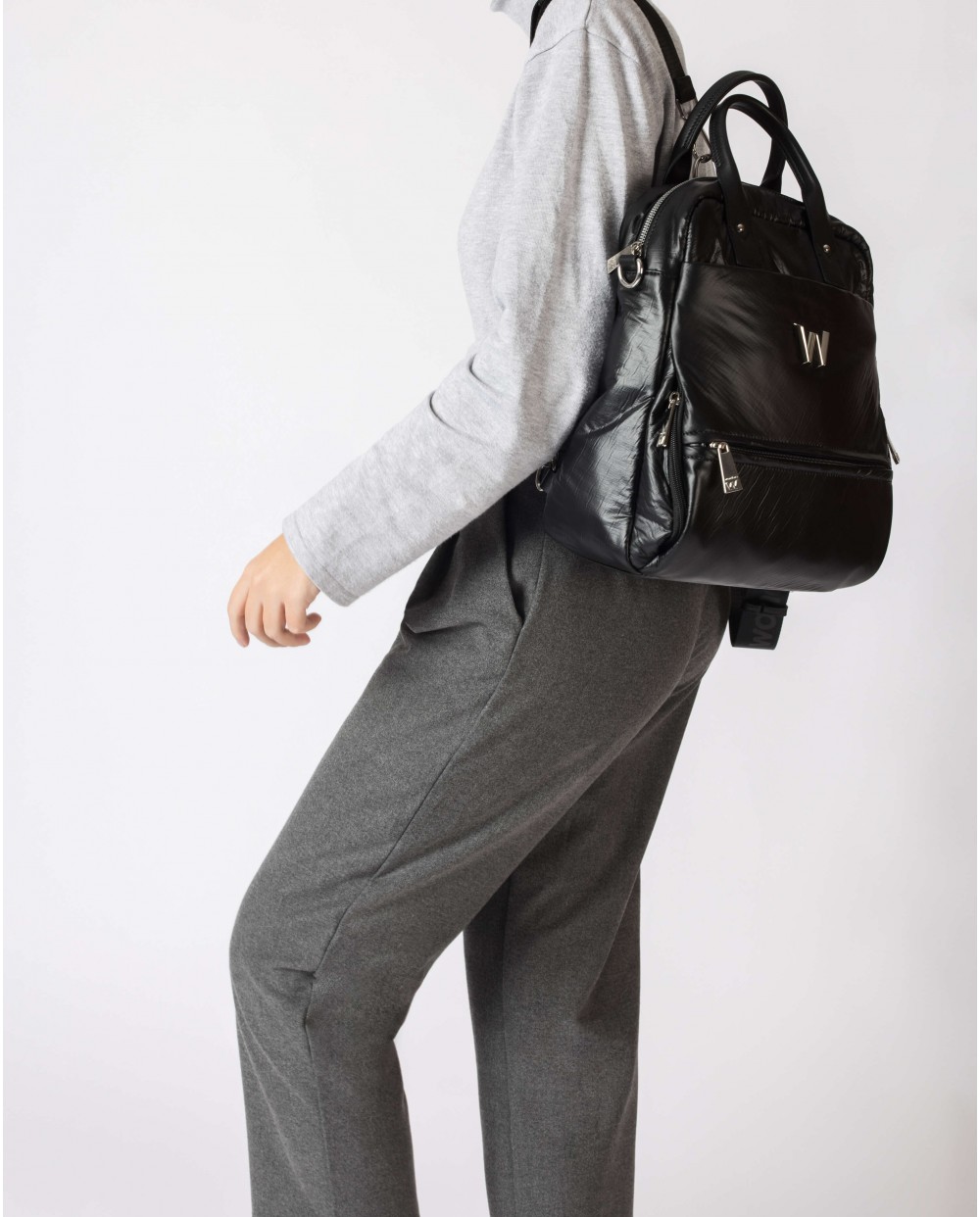 Wonders-Bags-Black FOG Backpack