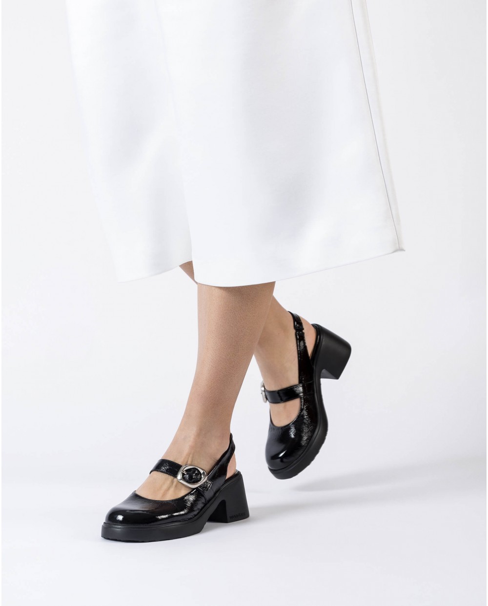 Wonders-Heels-Black SORA Slingback