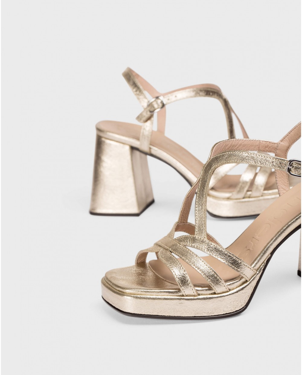 Wonders-Sandals-Gold ISIS Sandal