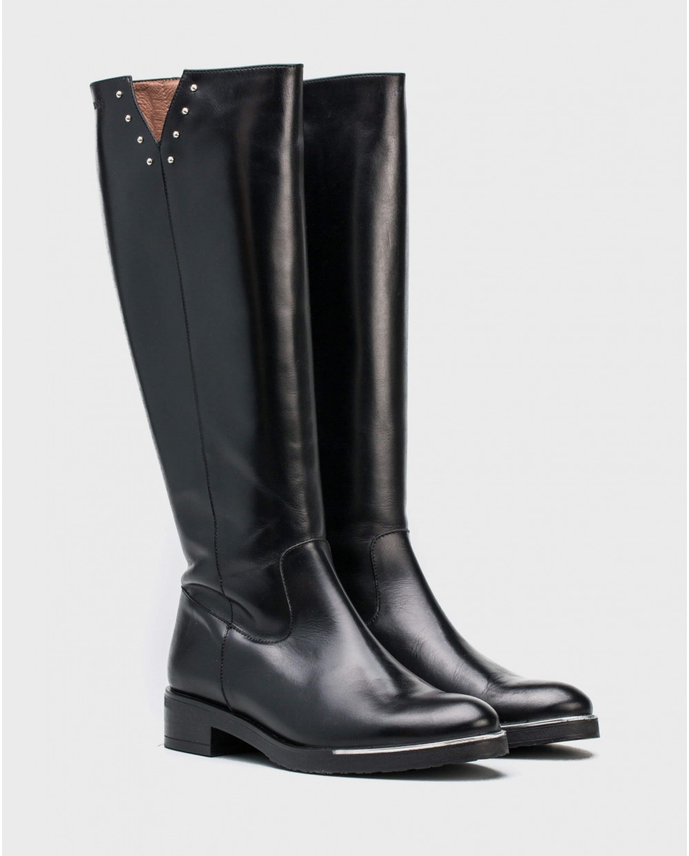 Wonders-Outlet-Leather boot with metallic detail