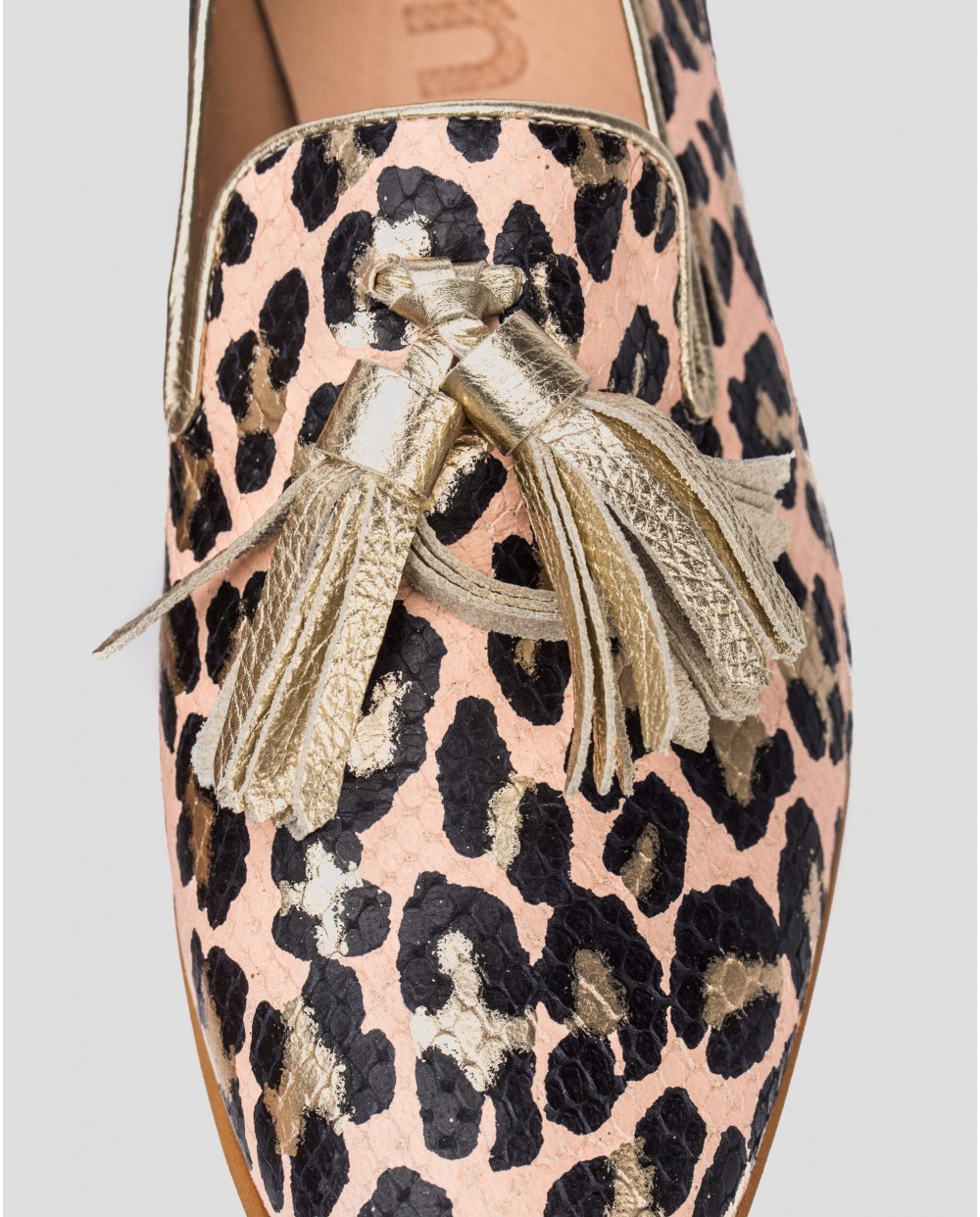 Wonders-Outlet-Moccasin with tassel detail