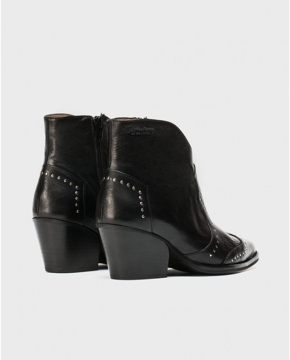 Wonders-Women-Cowboy style ankle boot with appliques