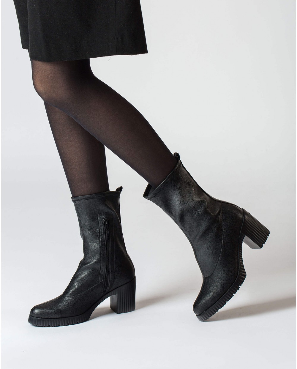 Wonders-Ankle Boots-Black ankle boot Moi