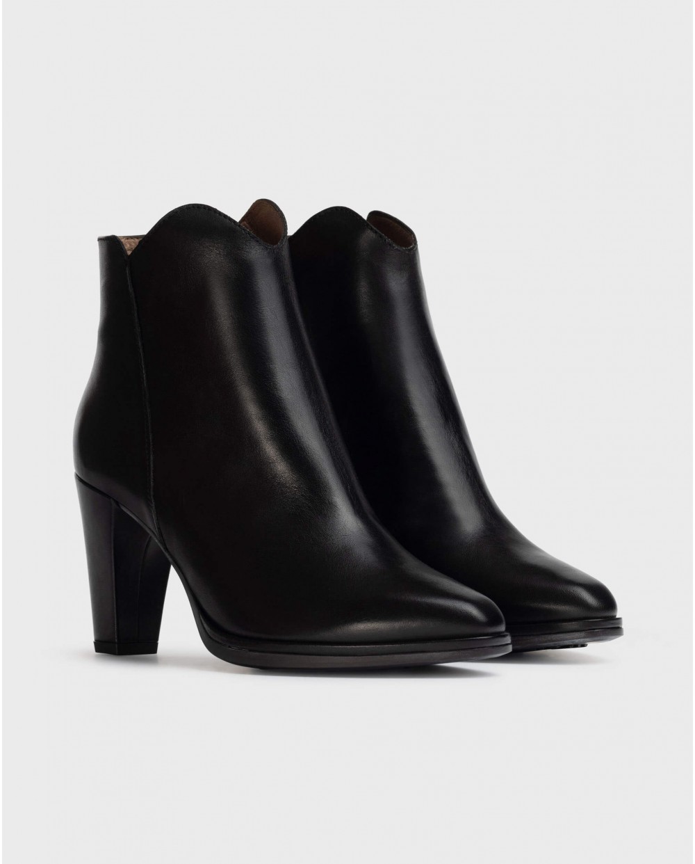 Black Leather ankle boot