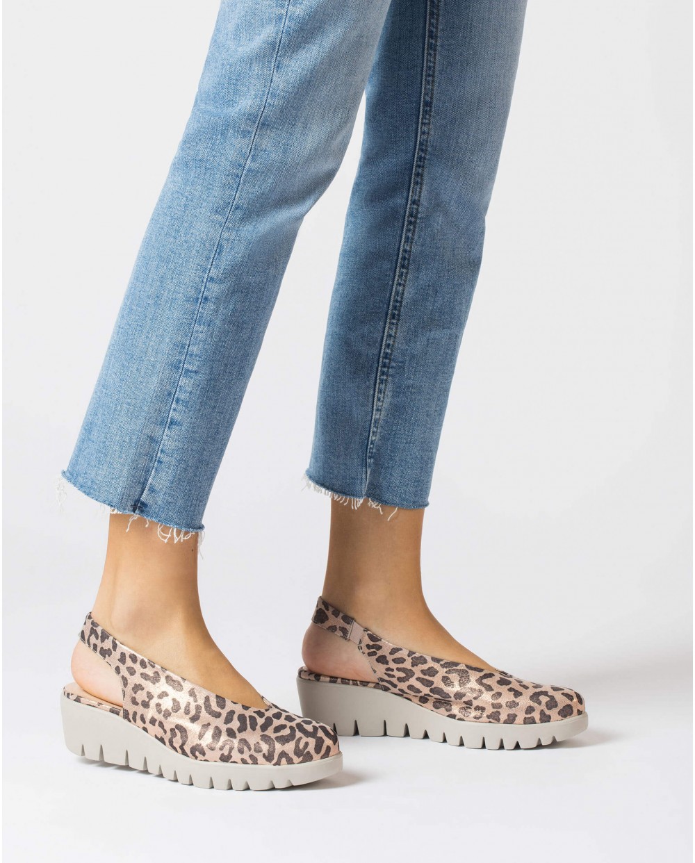 animal print leather loafer mule