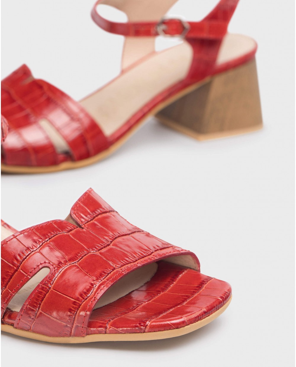 Wonders-Outlet-Wood effect leather sandal