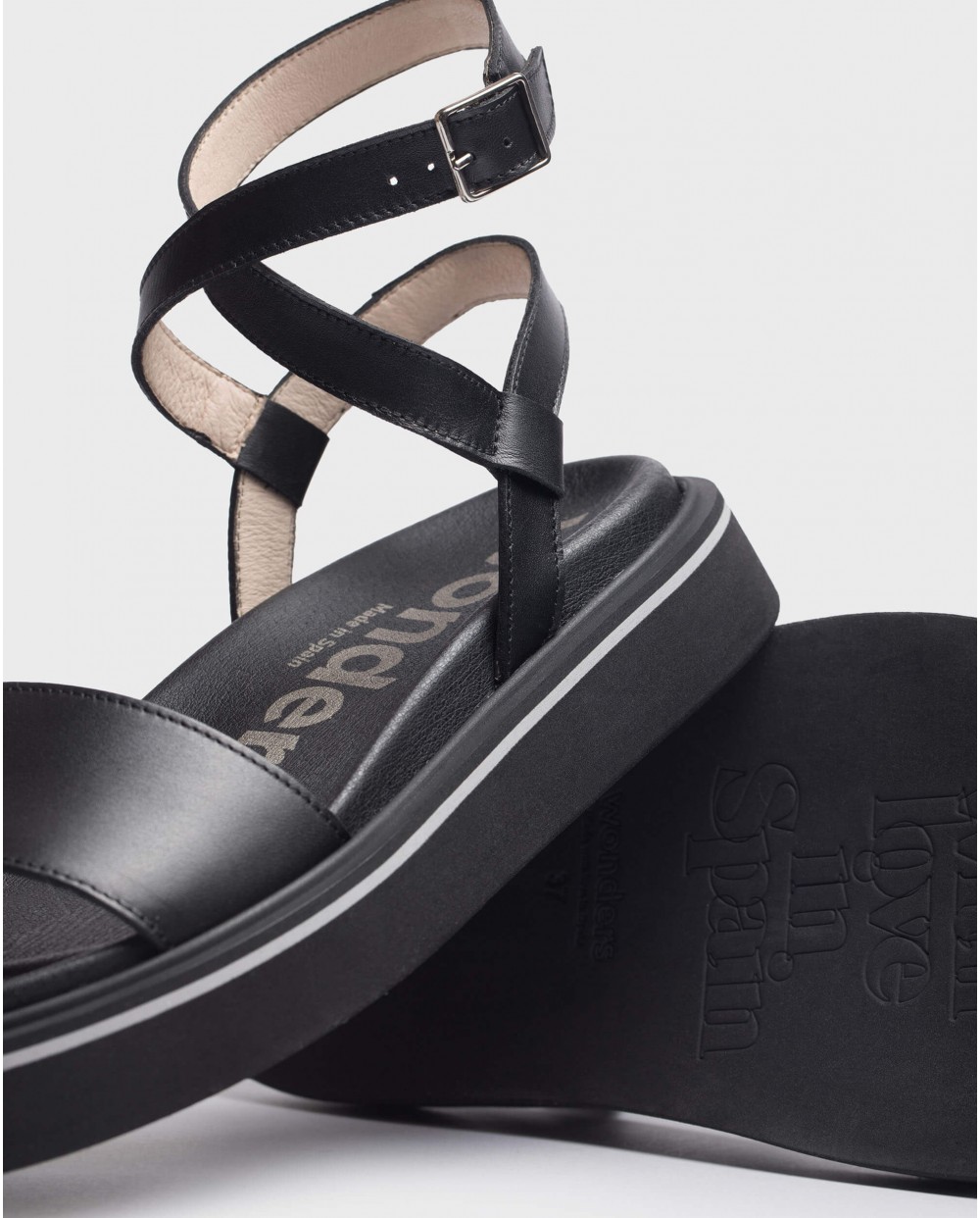 Wonders-Sandals-Black Romana sandal