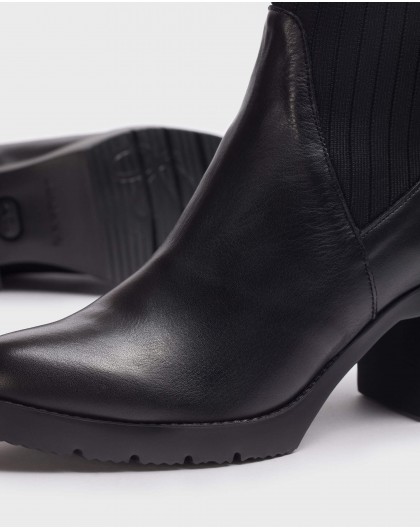 Wonders--Black Elastic Ankle boot