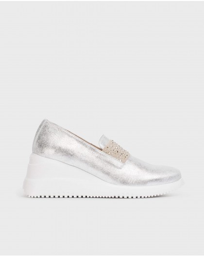 Wonders-Spring preview-Silver Bone moccasin