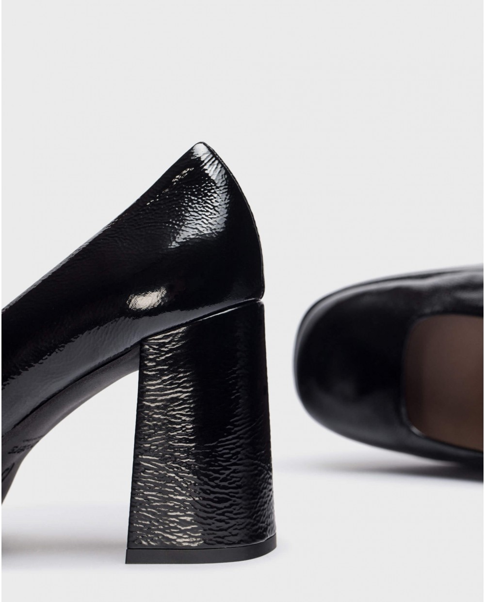 Wonders-Heels-Black CAPTAIN high-heeled shoe