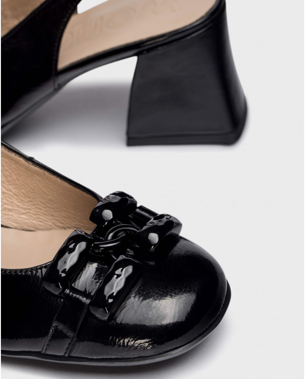 Wonders-Heels-Black Karla Heeled sandals