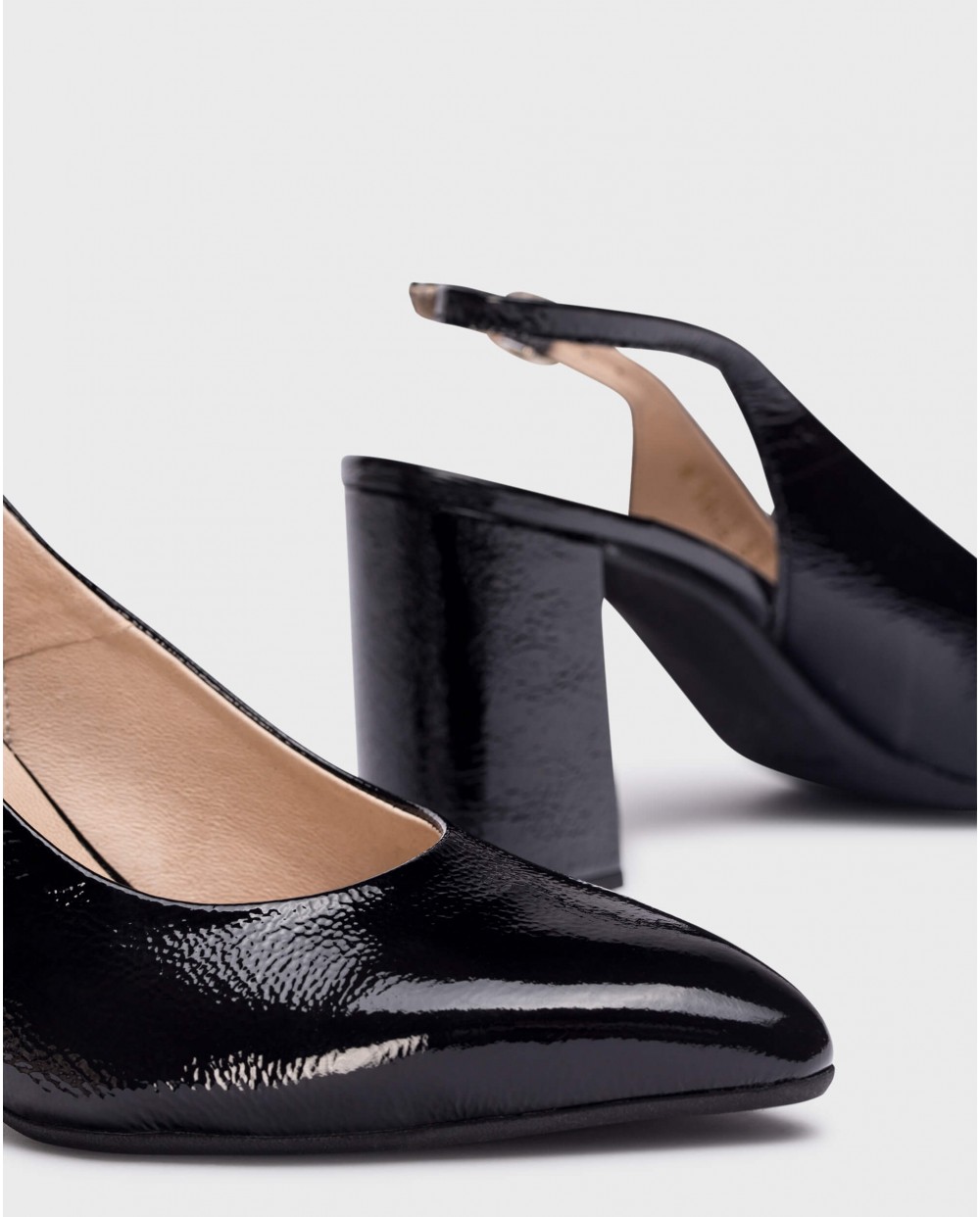 Wonders-Heels-Black Vilma Heeled shoes