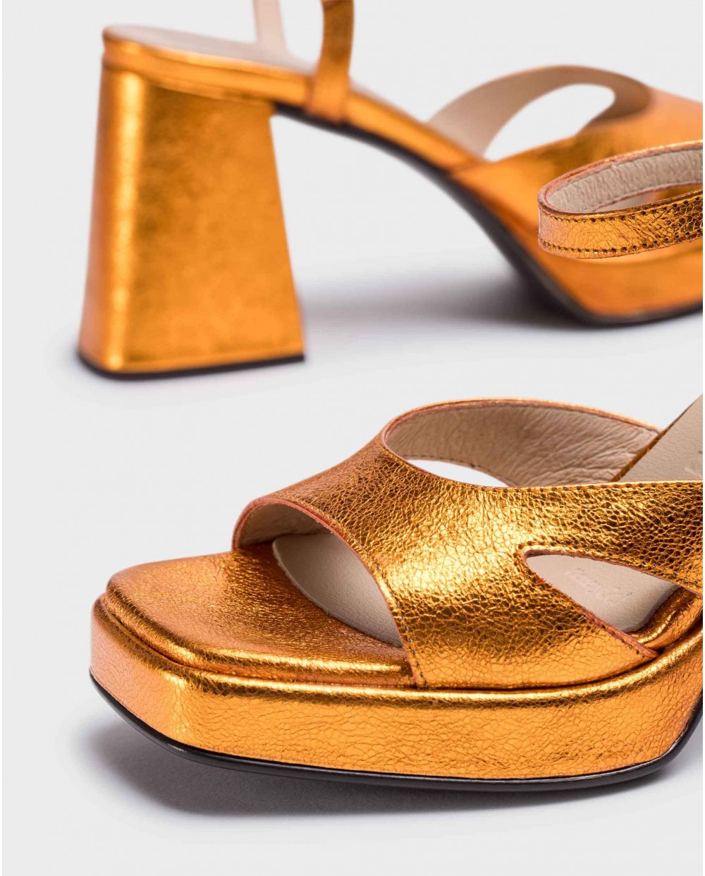 Wonders-Sandals-Orange Frida sandals