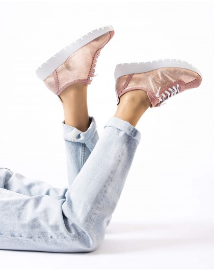 

Pink B-STAR Sneaker 
