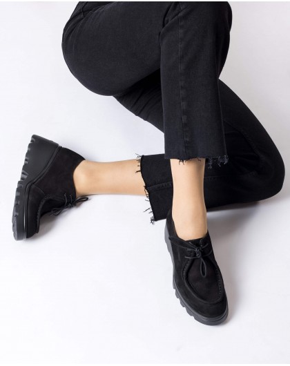 Wonders-Pre Fall 2024-Black AMALIA Wallaby Shoe