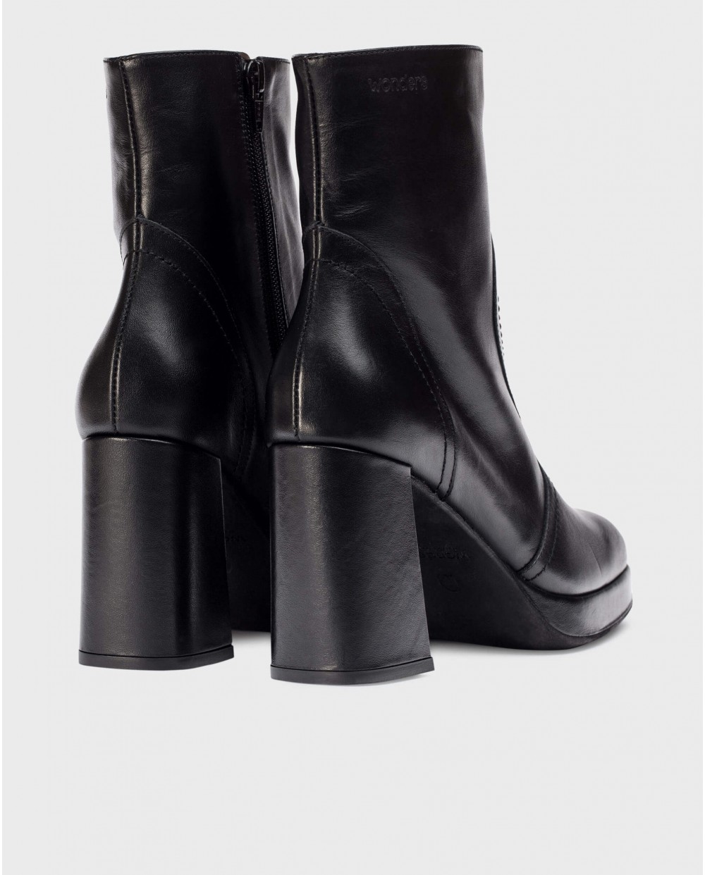 Wonders-Ankle Boots-Black LIPA ankle boots