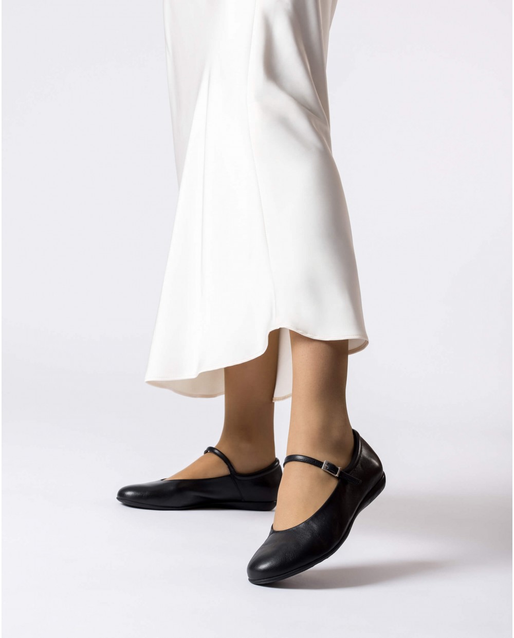 
Black MONTARI Ballet Flat