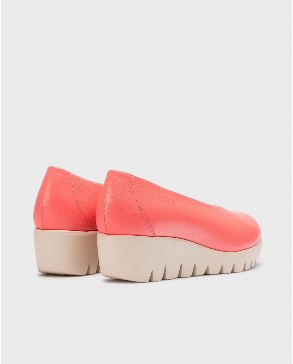 Wonders-SS 2025-Coral FLY Shoe