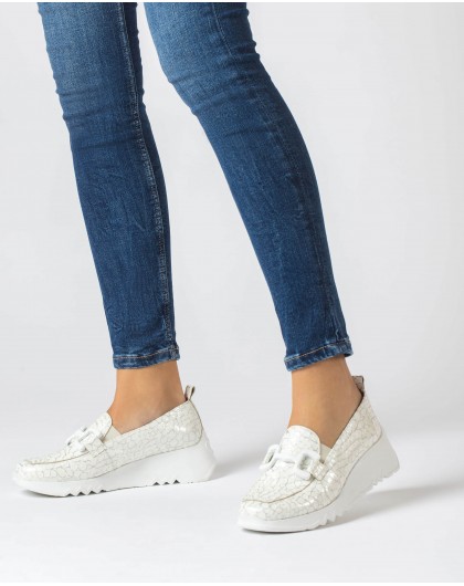 Wonders-Flat Shoes-White Social Moccasin