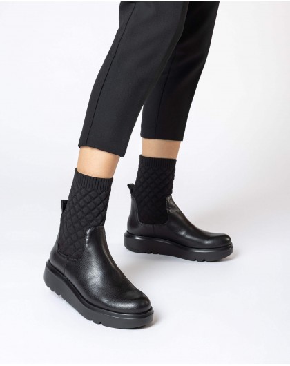 Wonders-Boots-Black PUFF Ankle Boot