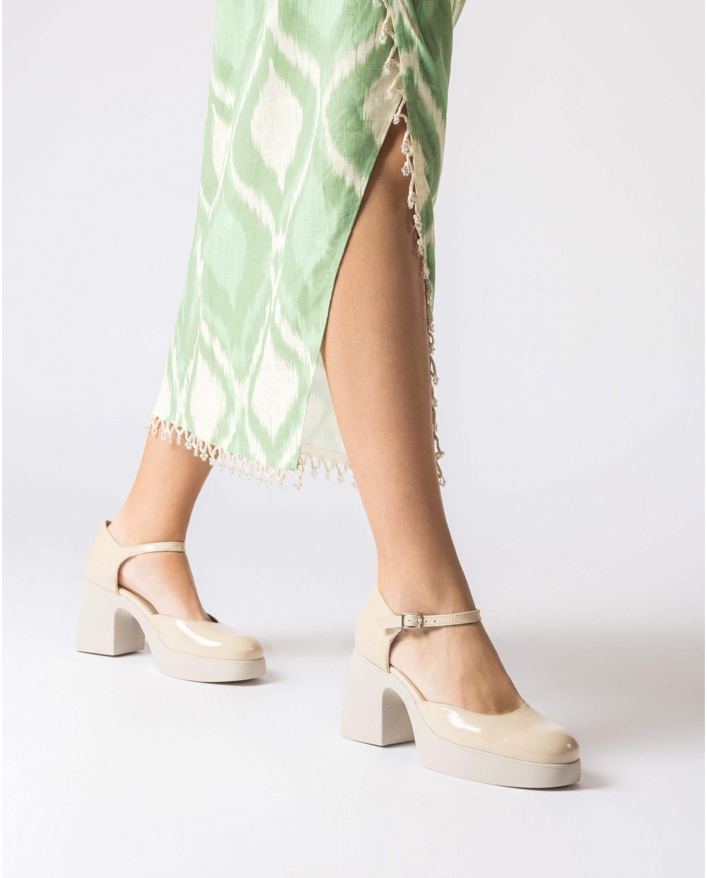 Wonders-Platforms-Beige LALA Mary Jane