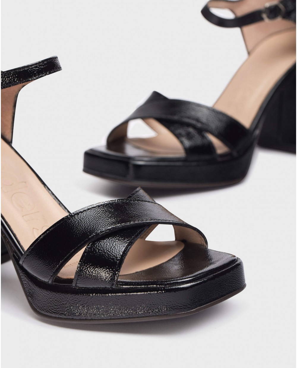 Wonders-Sandalias-Sandalia Julia negro charol