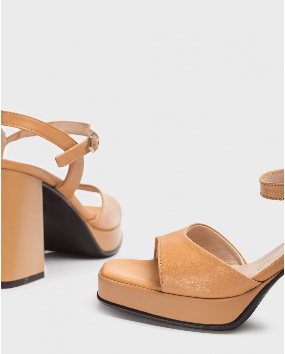 Wonders-Women shoes-Brown BEATLE Sandal