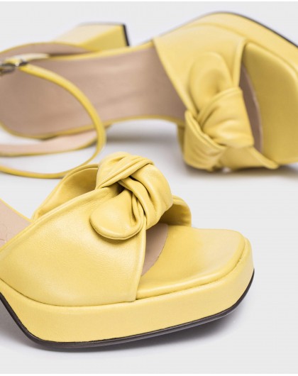 Wonders-Heels-Yellow HELP Sandal