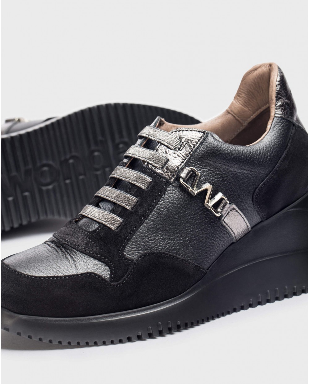 Wonders-Sneakers-Black EVA Sneaker