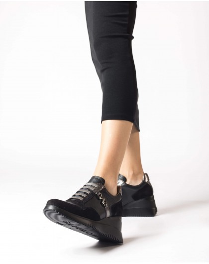 Wonders-Sneakers-Black EVA Sneaker