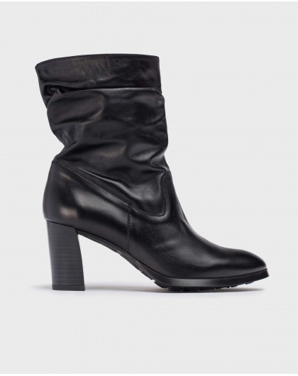 Wonders-Ankle Boots-Black WRINKLED Ankle Boot