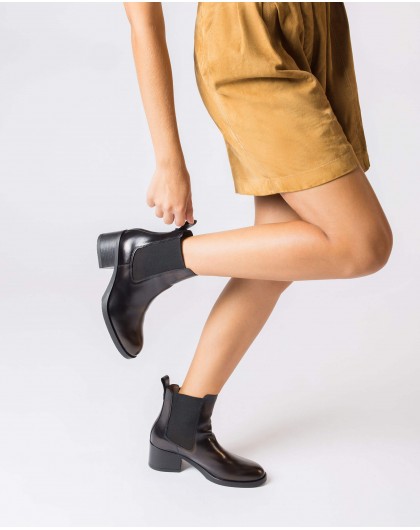 Wonders-Ankle Boots-Black YANI Ankle boot