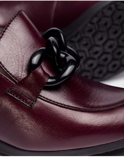 Wonders-Heels-Burgundy chain shoes
