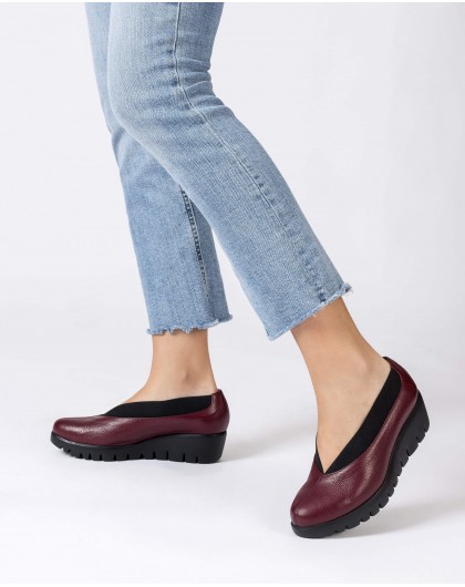 Wonders-Wedges-Burgundy AGADIR shoe