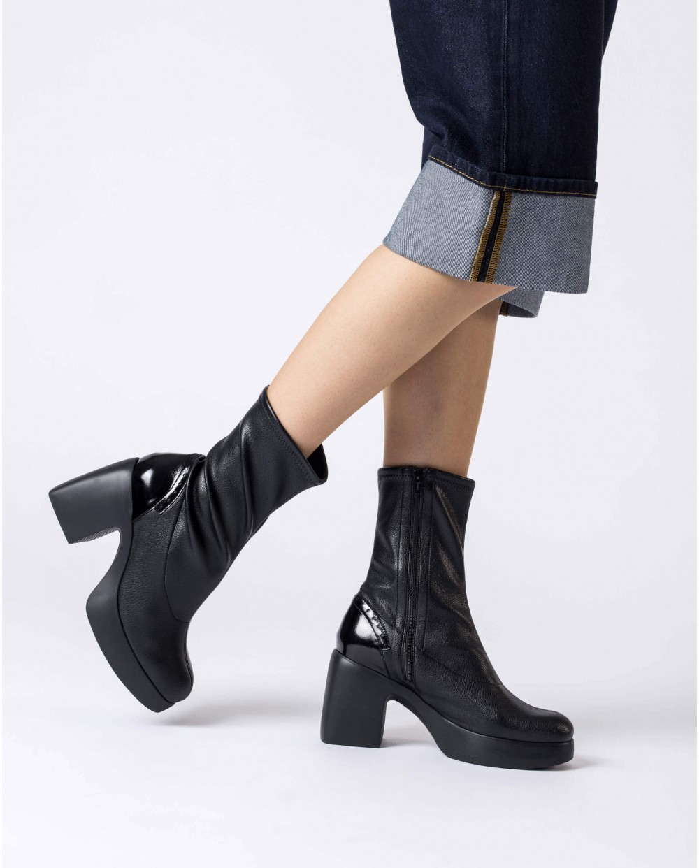 Wonders-Ankle Boots-Black BARCELONETA ankle boots