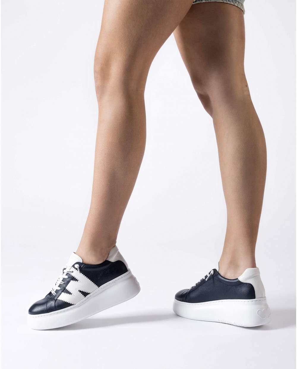 Wonders-SS 2025-Blue ASTRA Sneakers