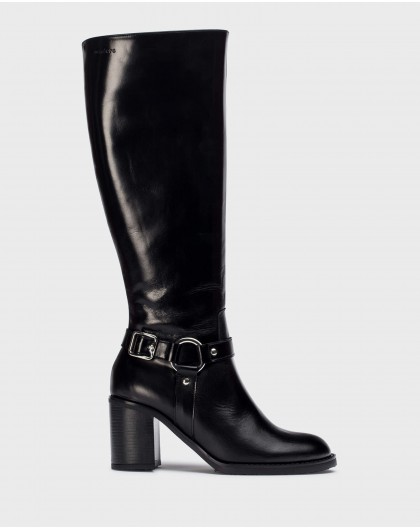 Black VEGA Boots