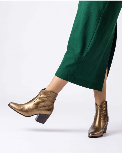 Gold LOLI Ankle boots