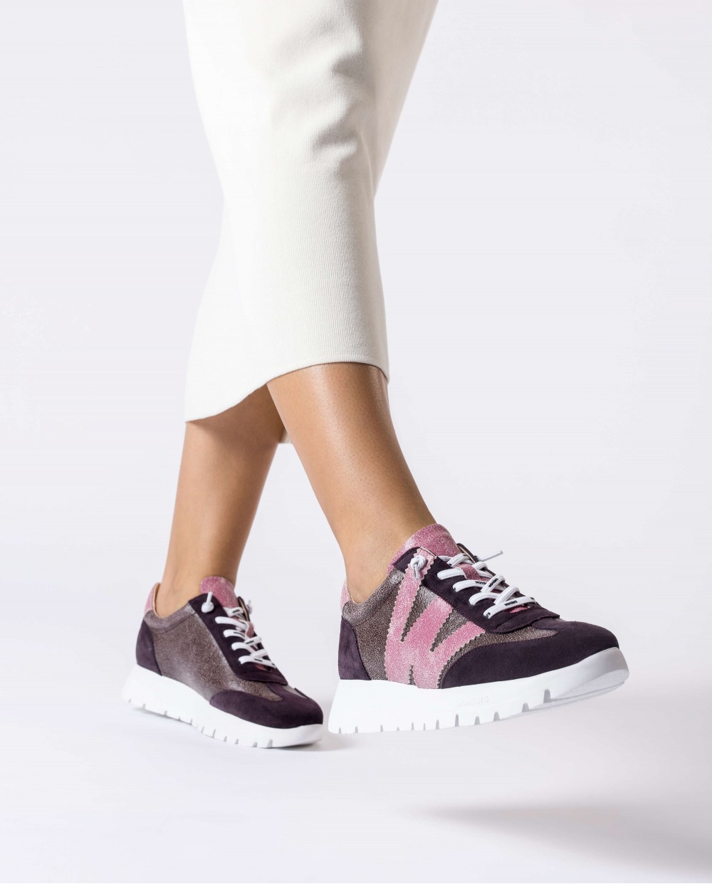 Burgundy RACER Sneaker