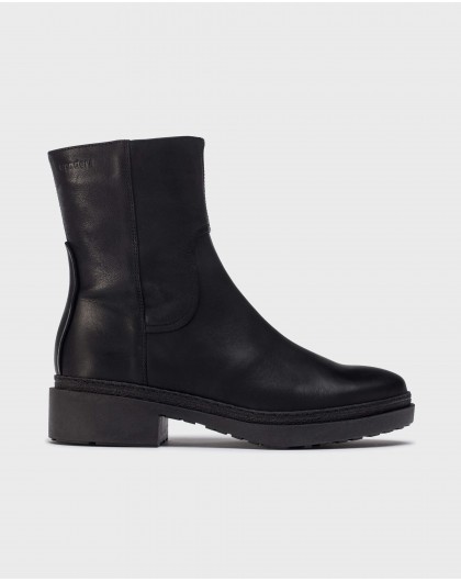 Black BRAN Annkle boots