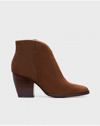 Wonders-Ankle Boots-High heeled cowboy style ankle boot