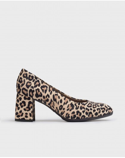 Wonders-Heels-Rectangular heeled court shoe