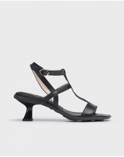 Wonders-Heels-Black Beca Sandal
