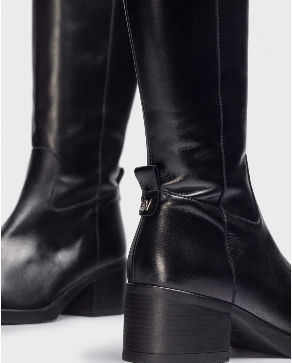 Wonders-Women-Black BINDI boots