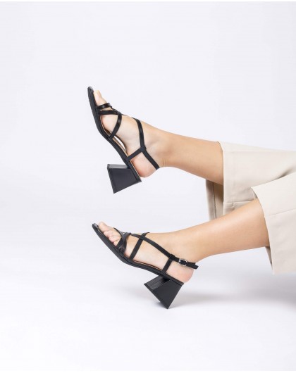 Wonders--Black Sofia heeled sandals