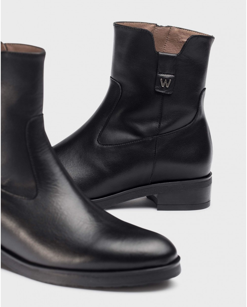 Wonders-Ankle Boots-Black SAMANTHA ankle boots